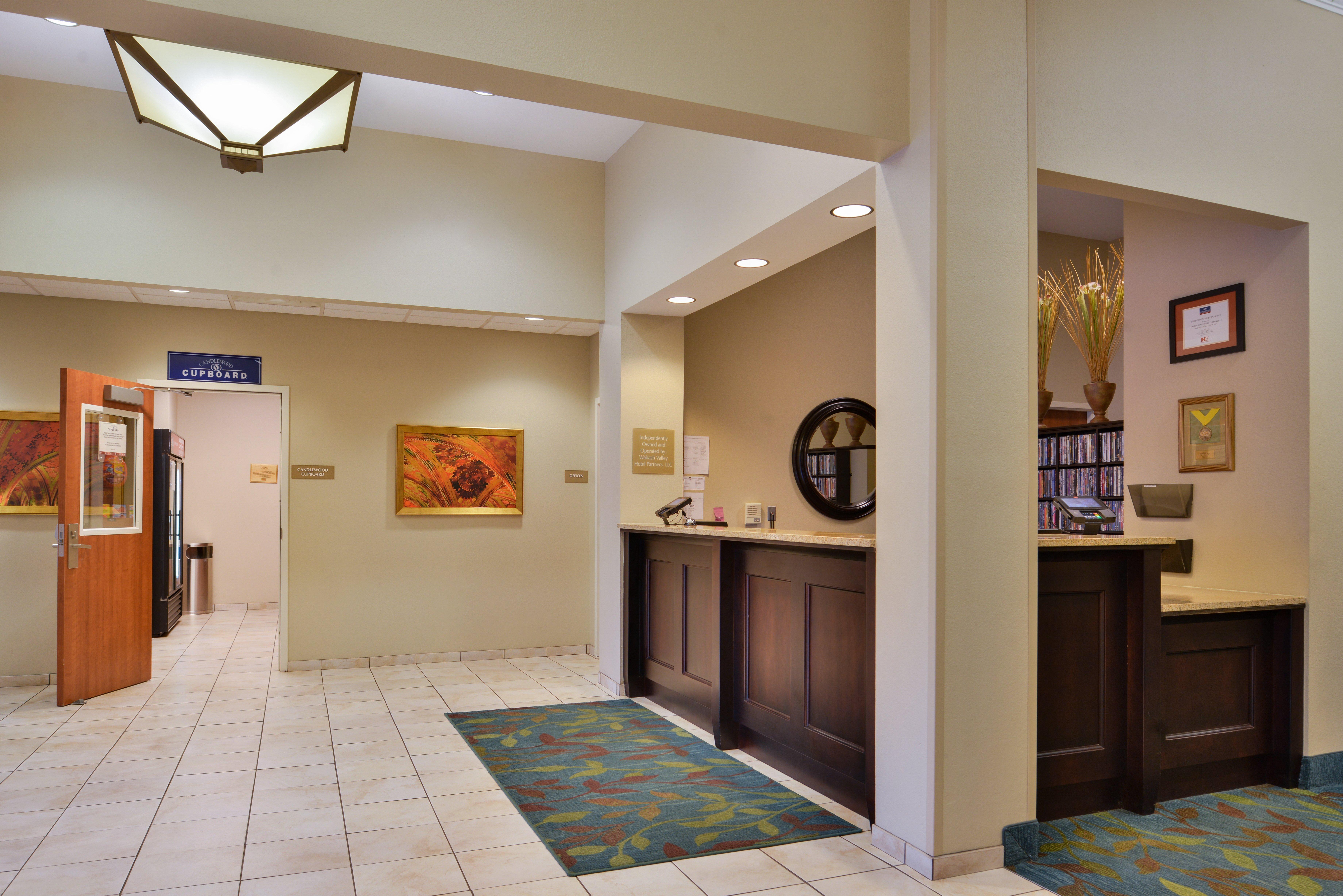 Candlewood Suites Terre Haute By Ihg Eksteriør bilde